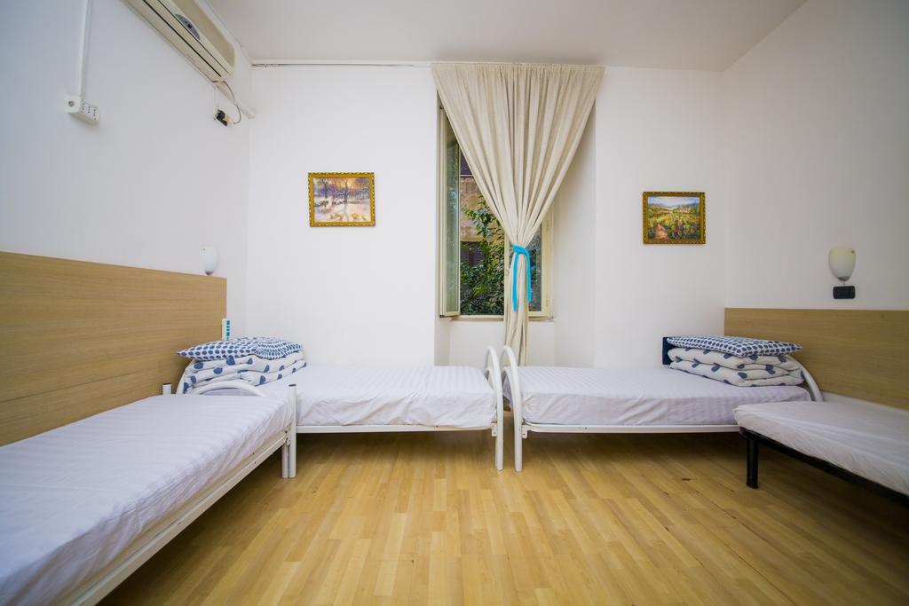 The Voice Of Roma Guesthouse Exteriör bild