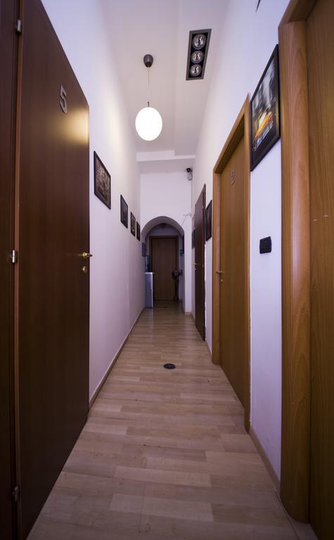 The Voice Of Roma Guesthouse Exteriör bild