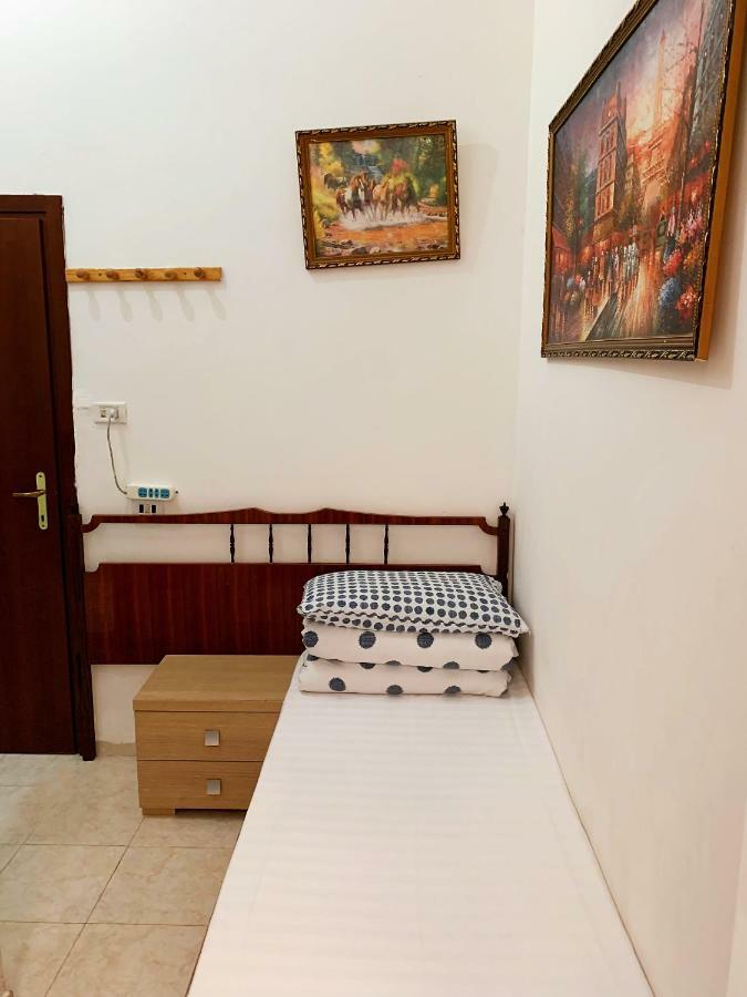 The Voice Of Roma Guesthouse Exteriör bild